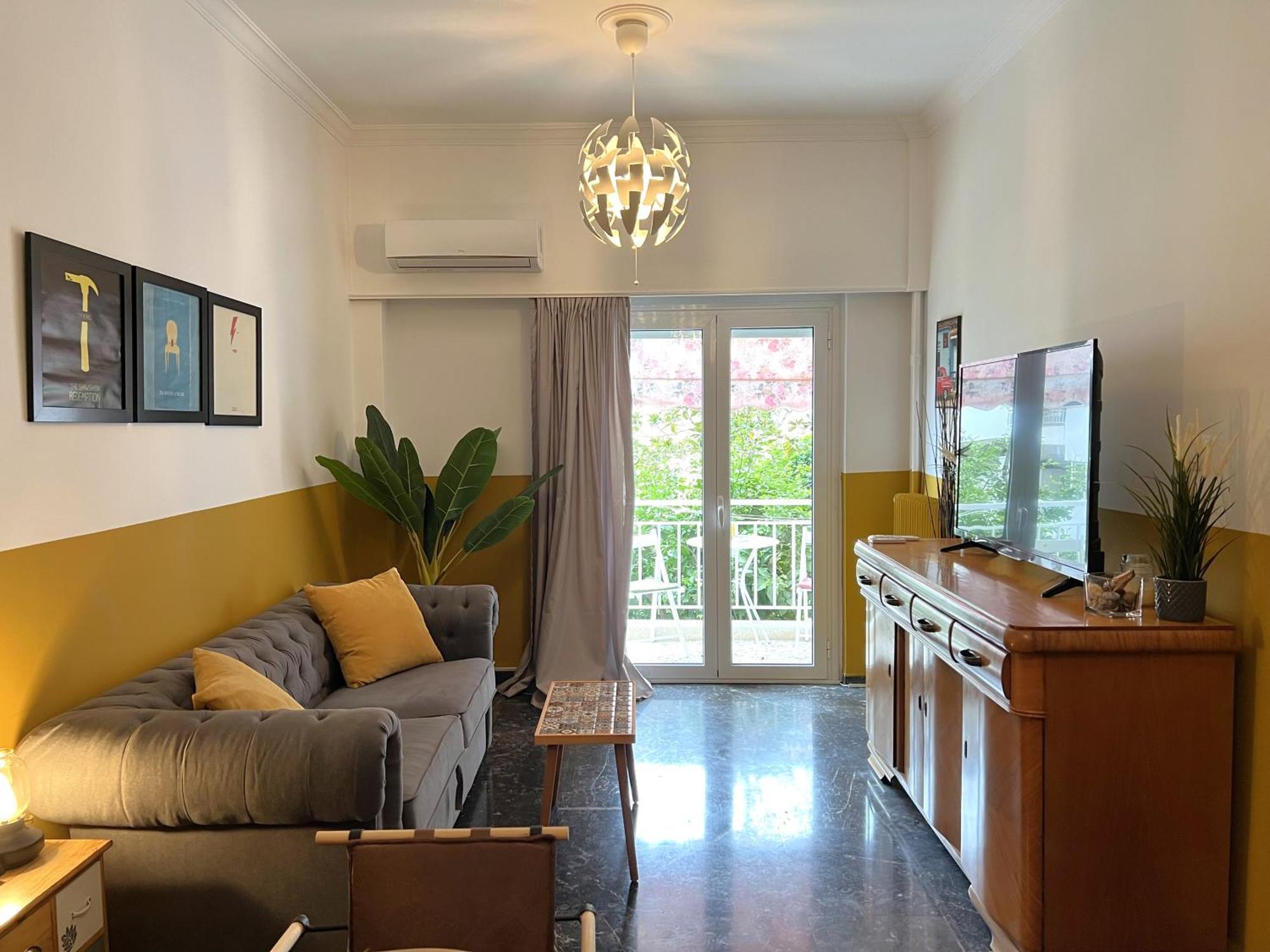 Athenian Vintage Style 2 Bdr Apartment Экстерьер фото